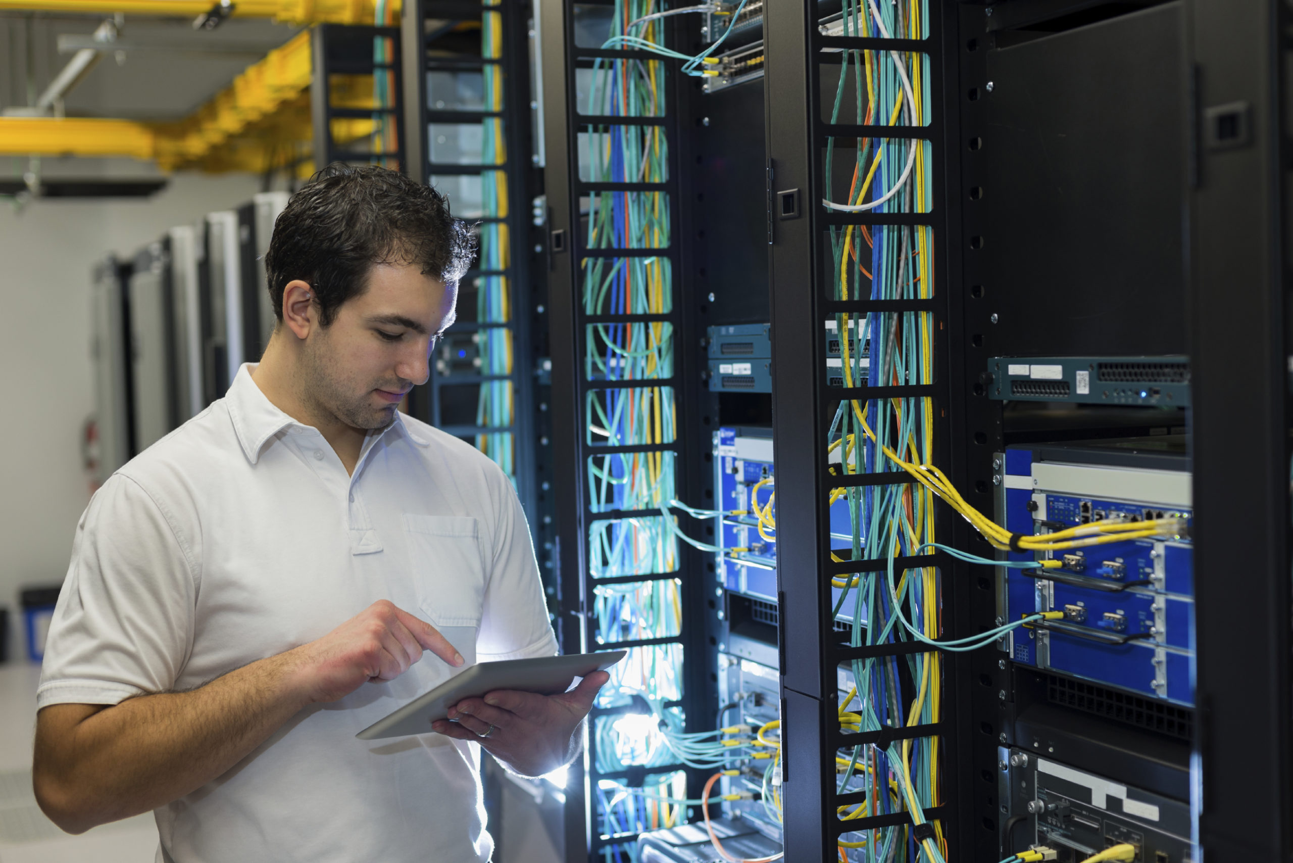 5 Reasons to Become a Network Technician