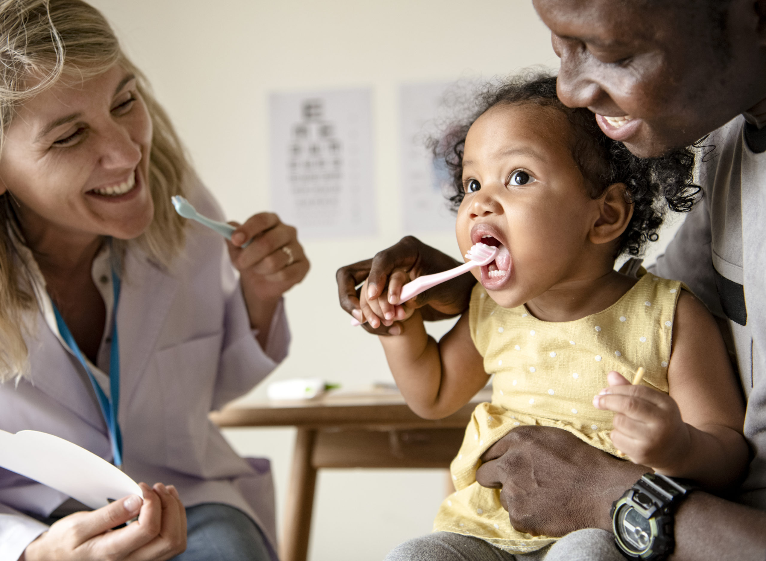 Dental Assisting: Job Description, Average Salary and More